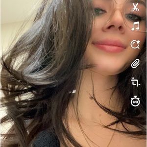 Meet your Posher, Frances